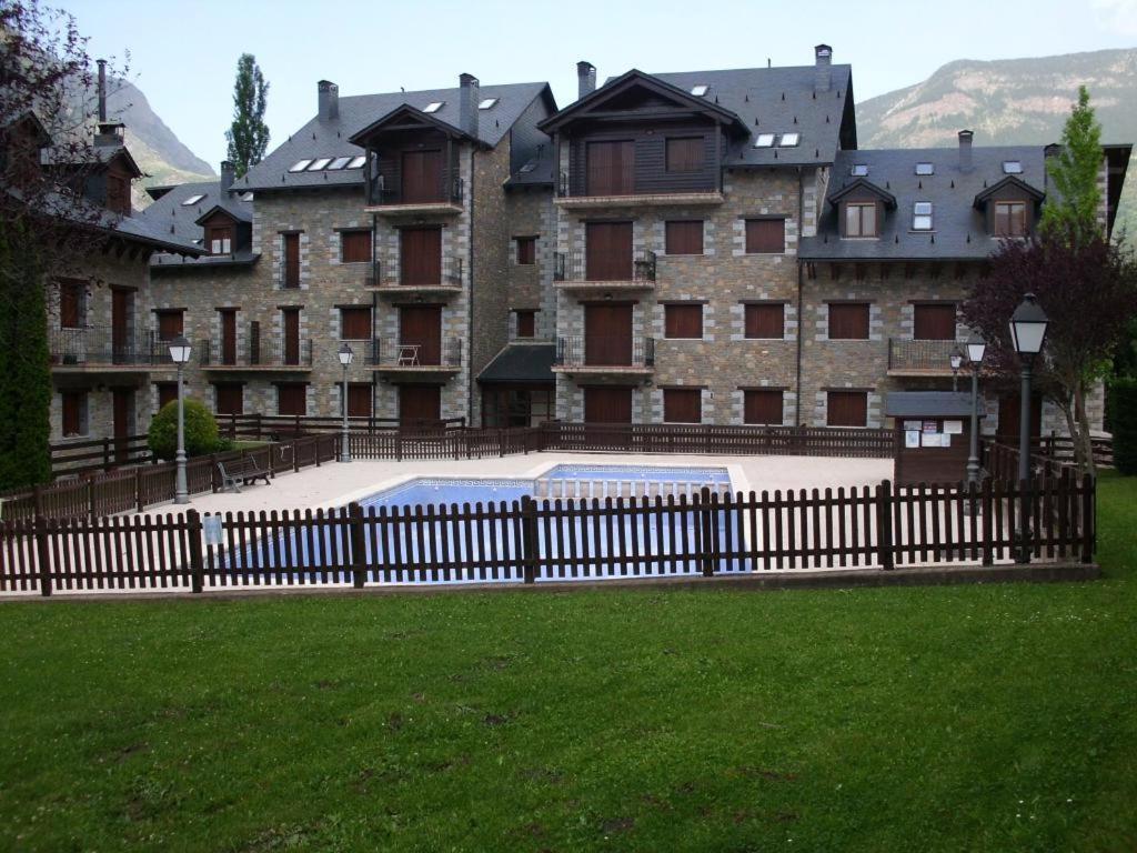 Apartamentos Nevados 28311 Anciles Luaran gambar